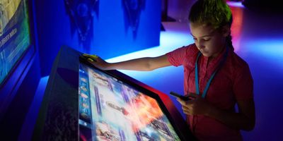 How Interactive Displays Redefine Collaboration in the Digital Age